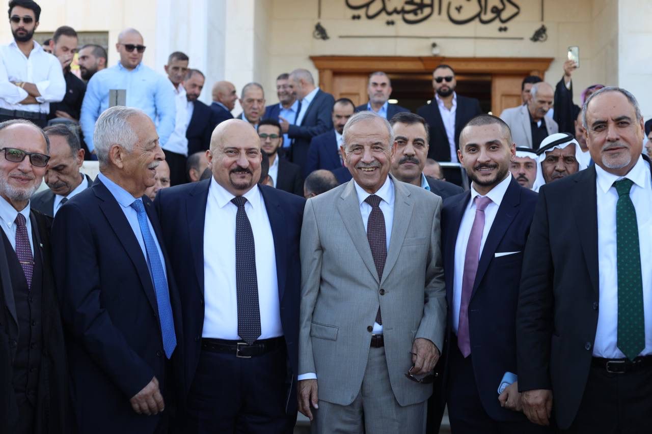 Madar Al-Saa Images 0.5307225509613116