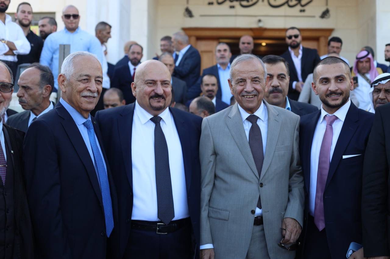 Madar Al-Saa Images 0.6593184611934853