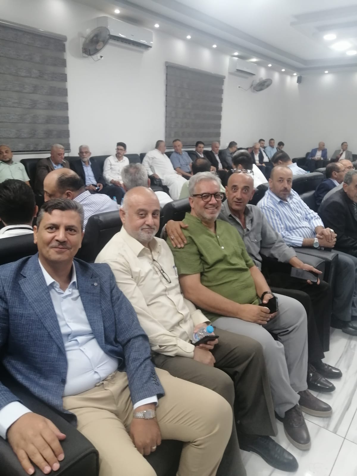 Madar Al-Saa Images 0.8898618046068156