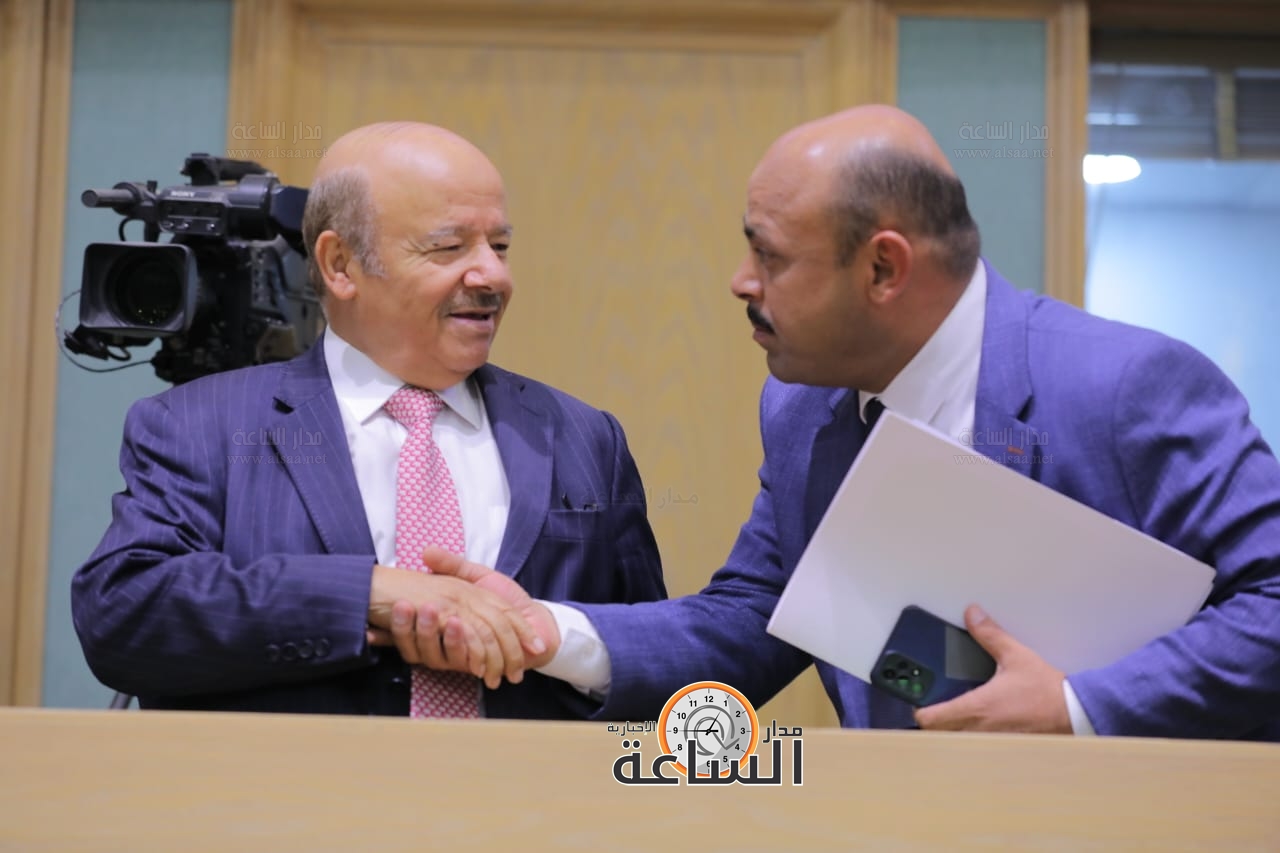 Madar Al-Saa Images 0.9968818587597181