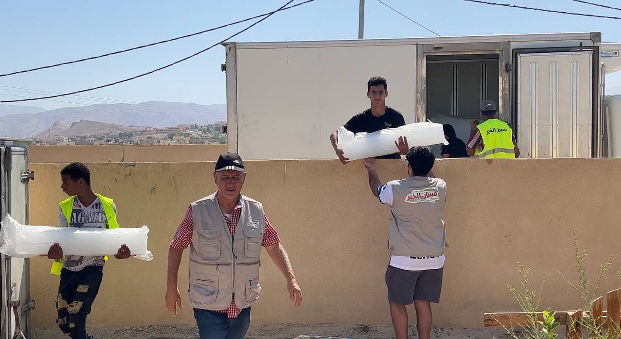 Madar Al-Saa Images 0.983337718284649