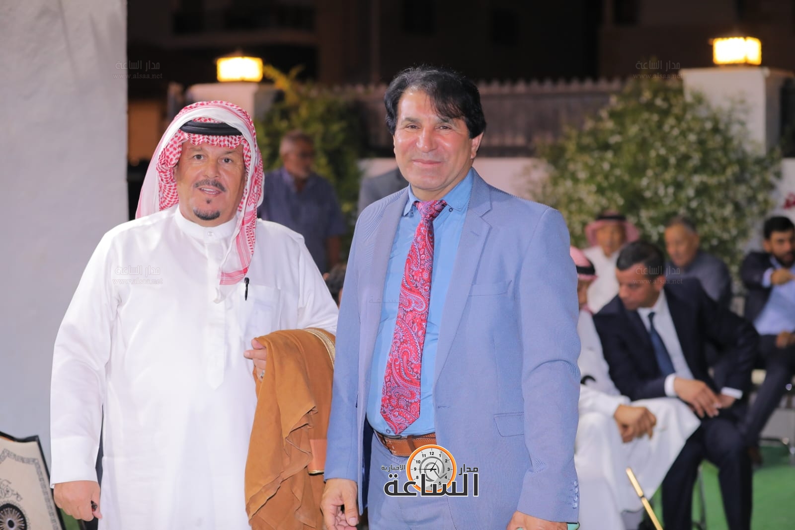 Madar Al-Saa Images 0.4117583376072931