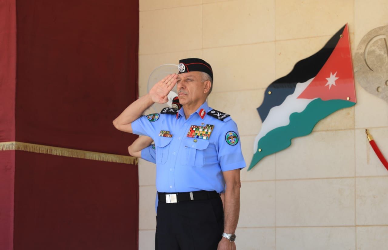 Madar Al-Saa Images 0.9541202397512984