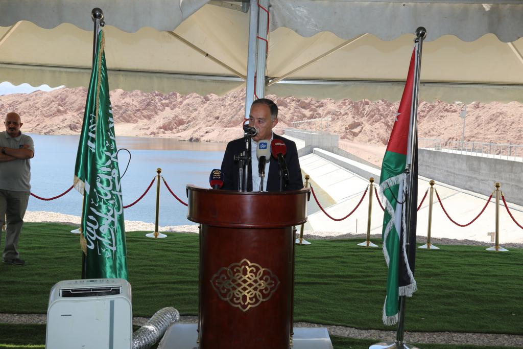 Madar Al-Saa Images 0.6984729485124563