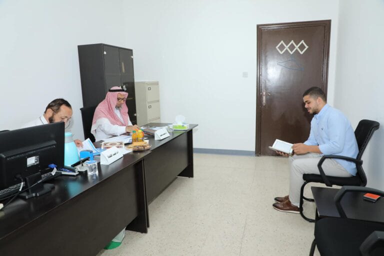 Madar Al-Saa Images 0.7781419418290734