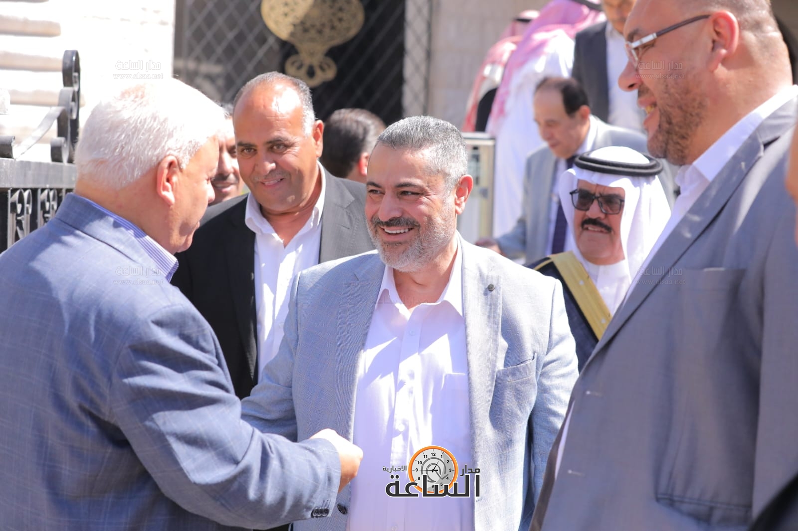 Madar Al-Saa Images 0.33336123904319614