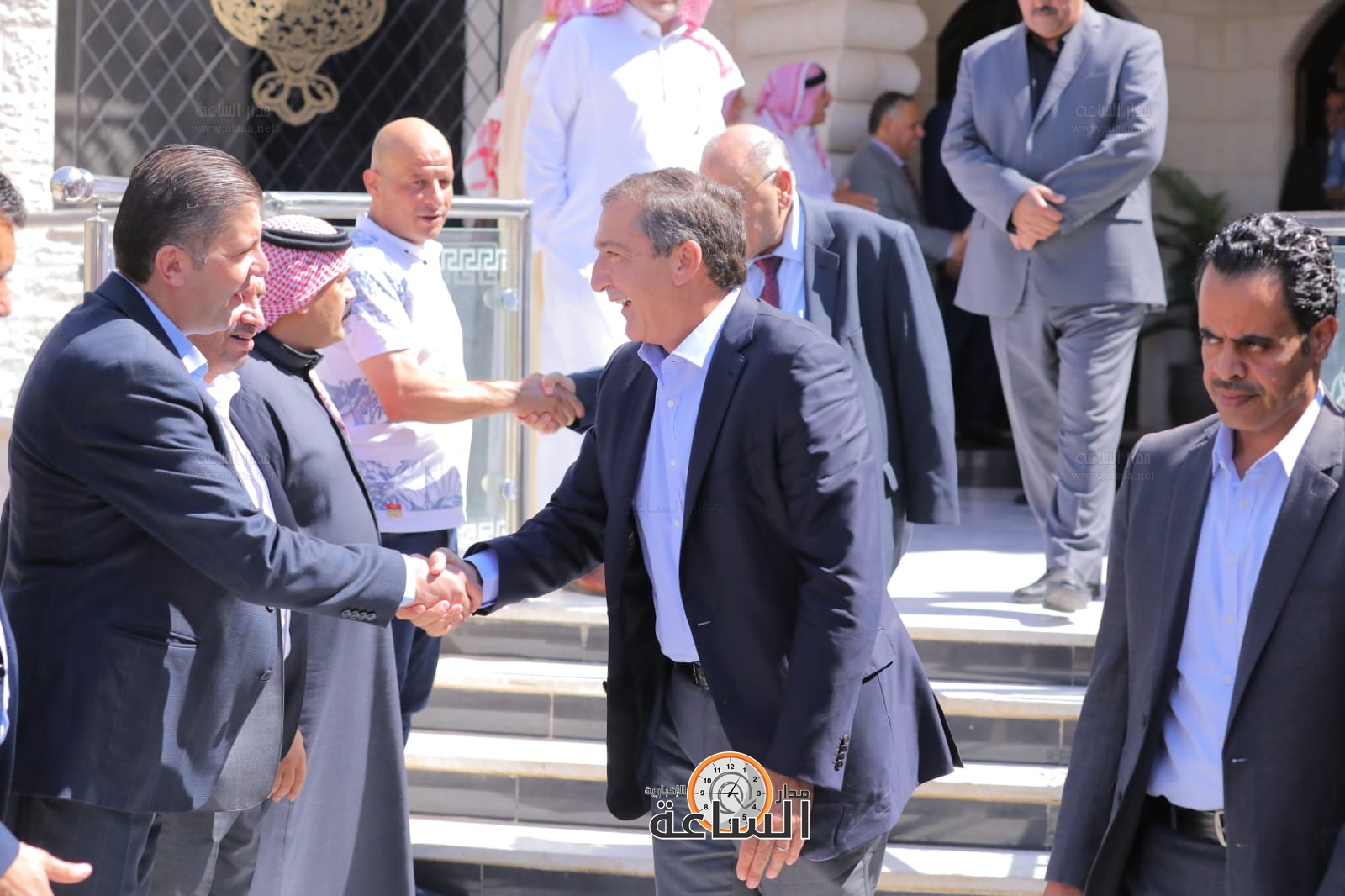 Madar Al-Saa Images 0.4276571061376817