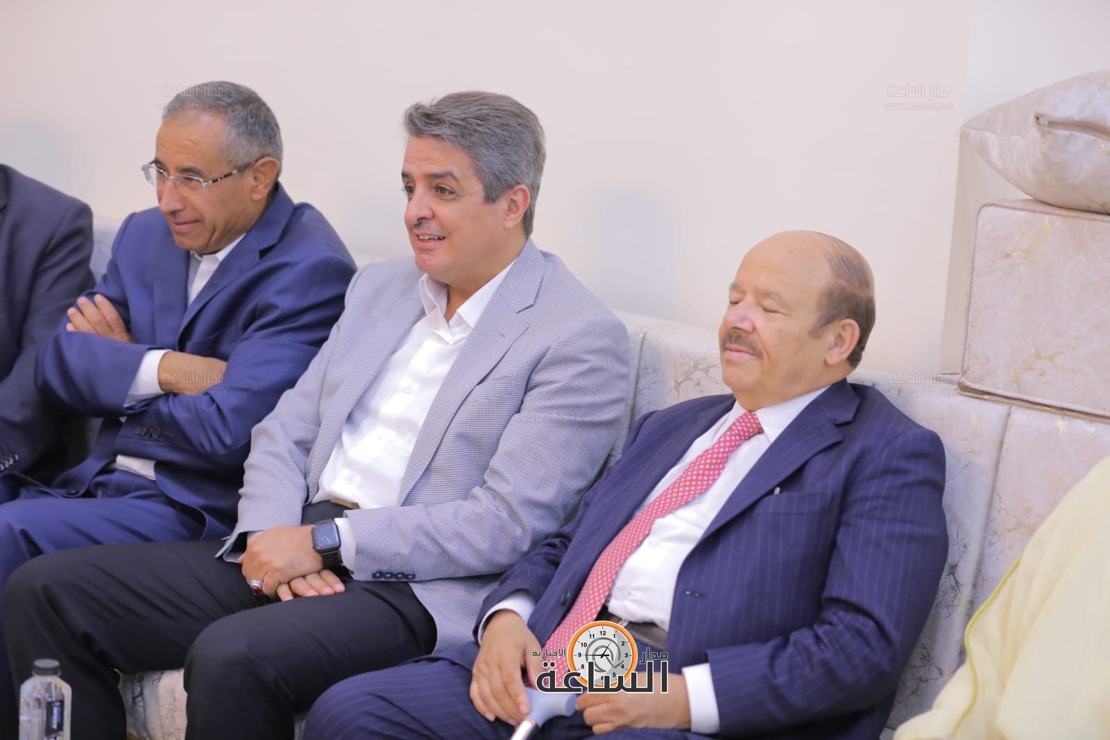 Madar Al-Saa Images 0.37857124904991113