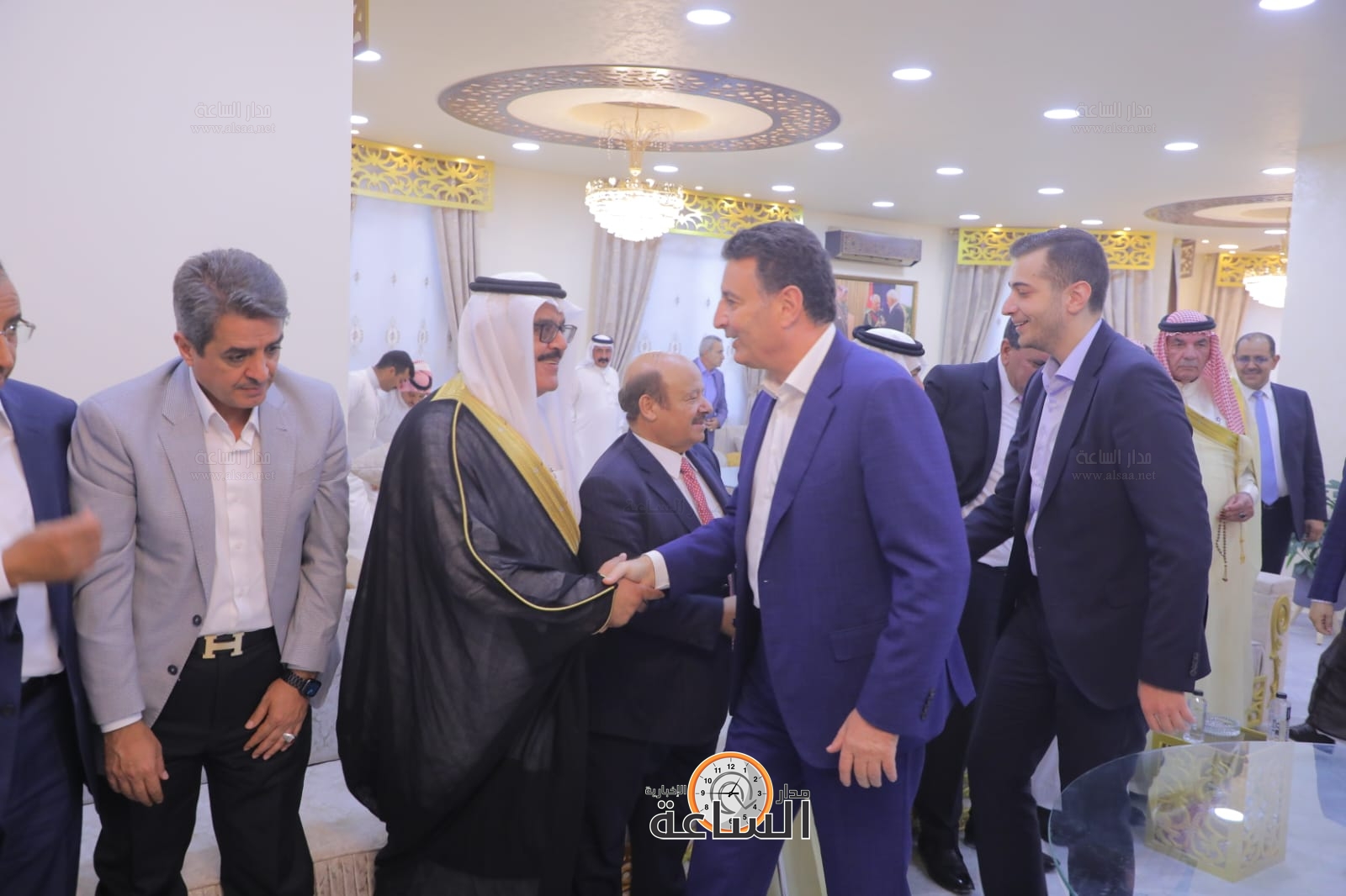 Madar Al-Saa Images 0.11443818044654064