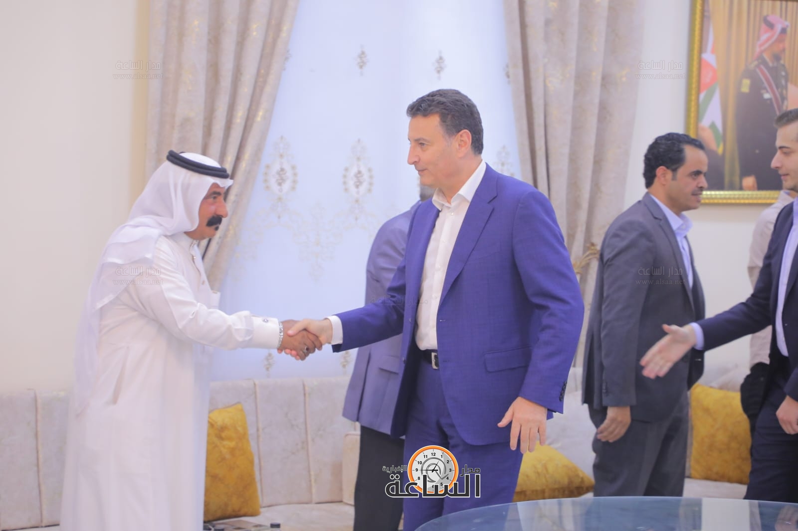 Madar Al-Saa Images 0.8986986799133572