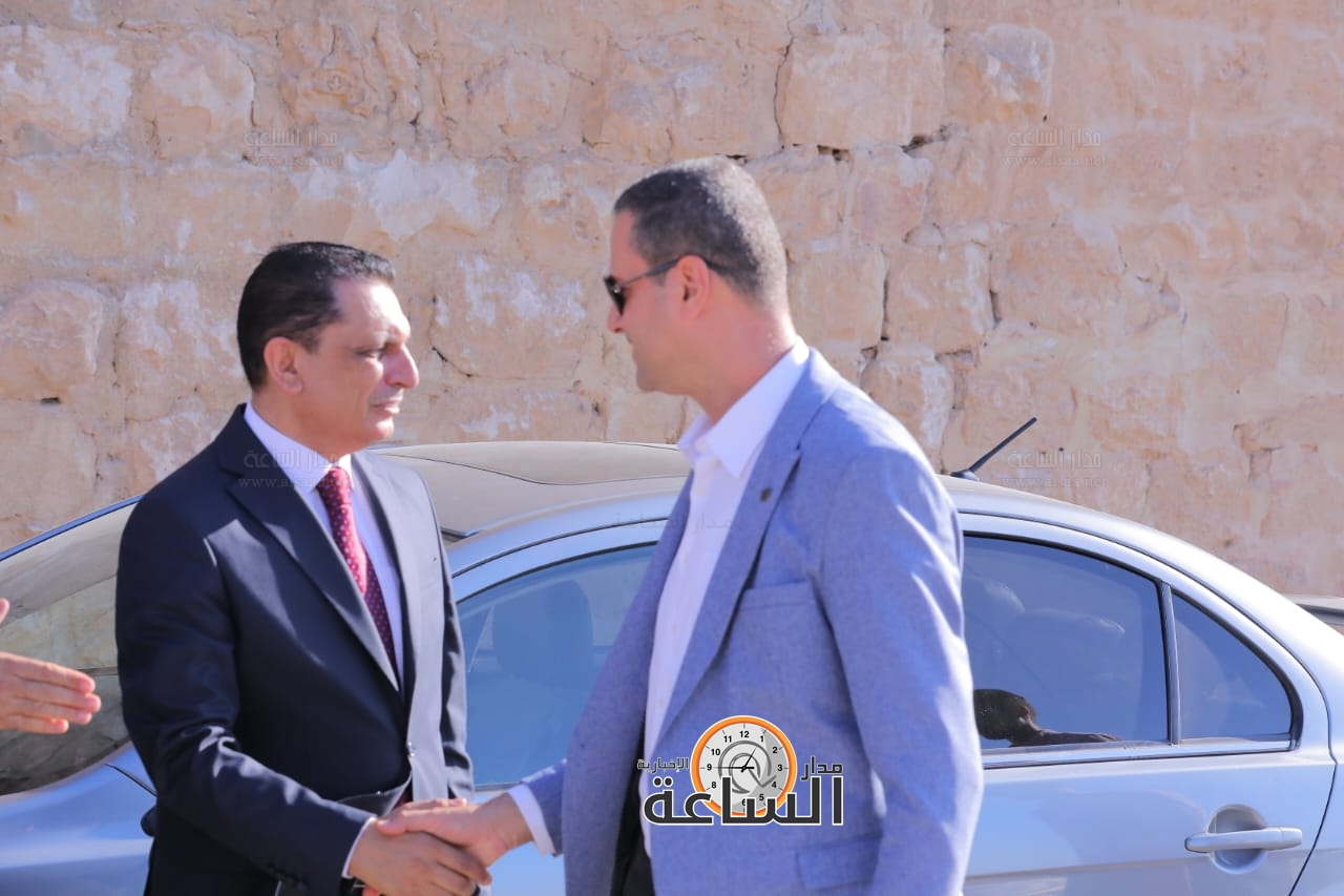 Madar Al-Saa Images 0.2565487616572515