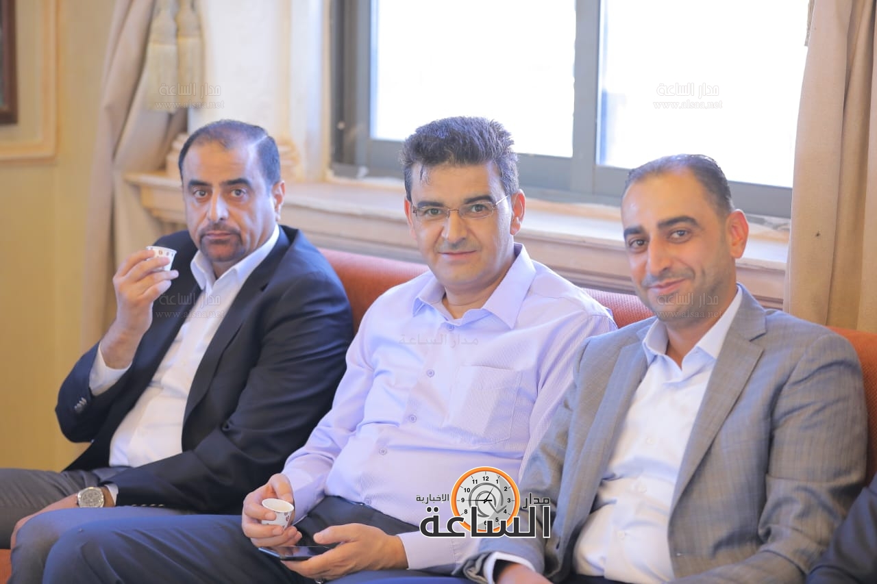 Madar Al-Saa Images 0.9834621435070376