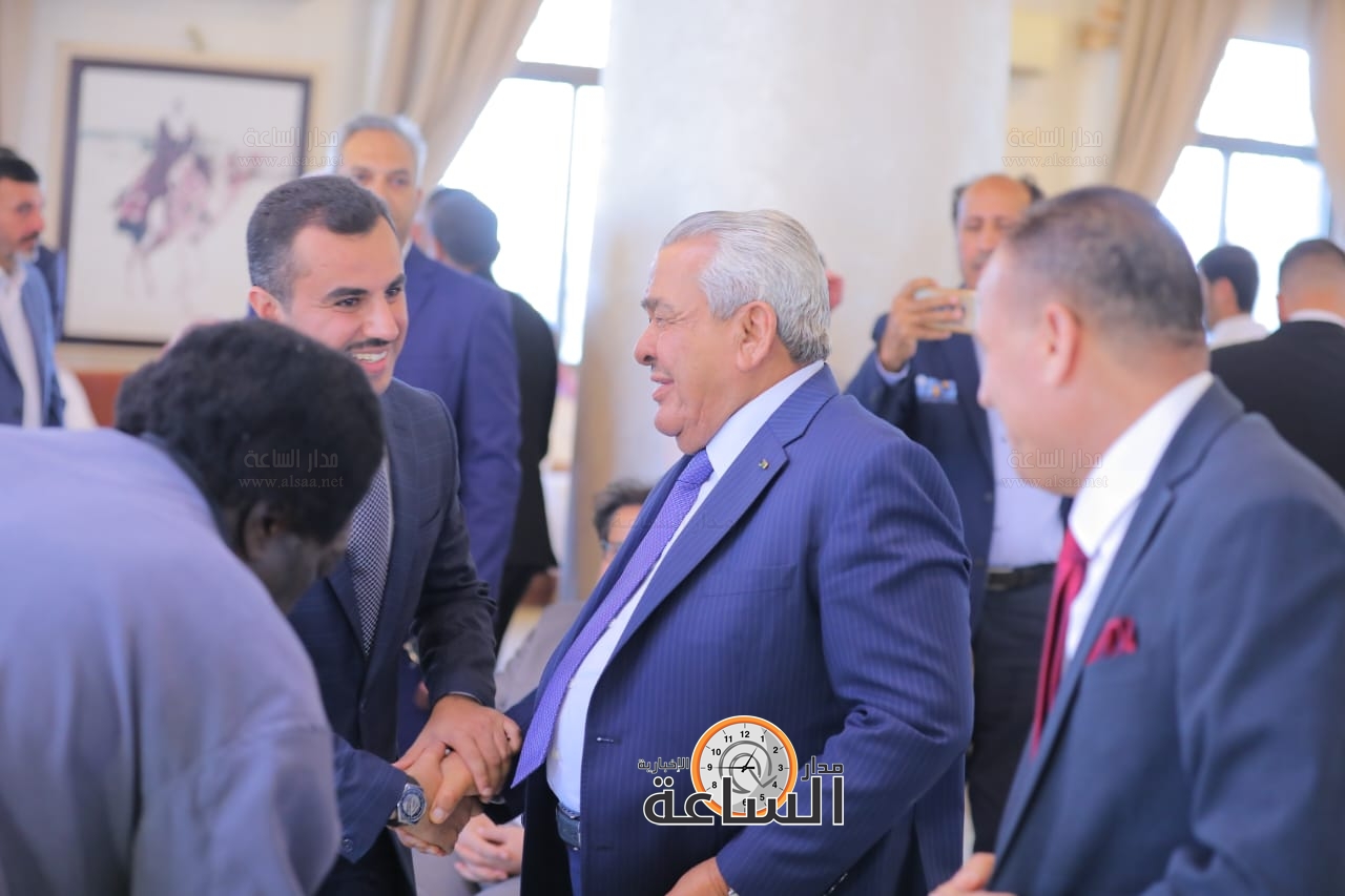 Madar Al-Saa Images 0.41376895579512296