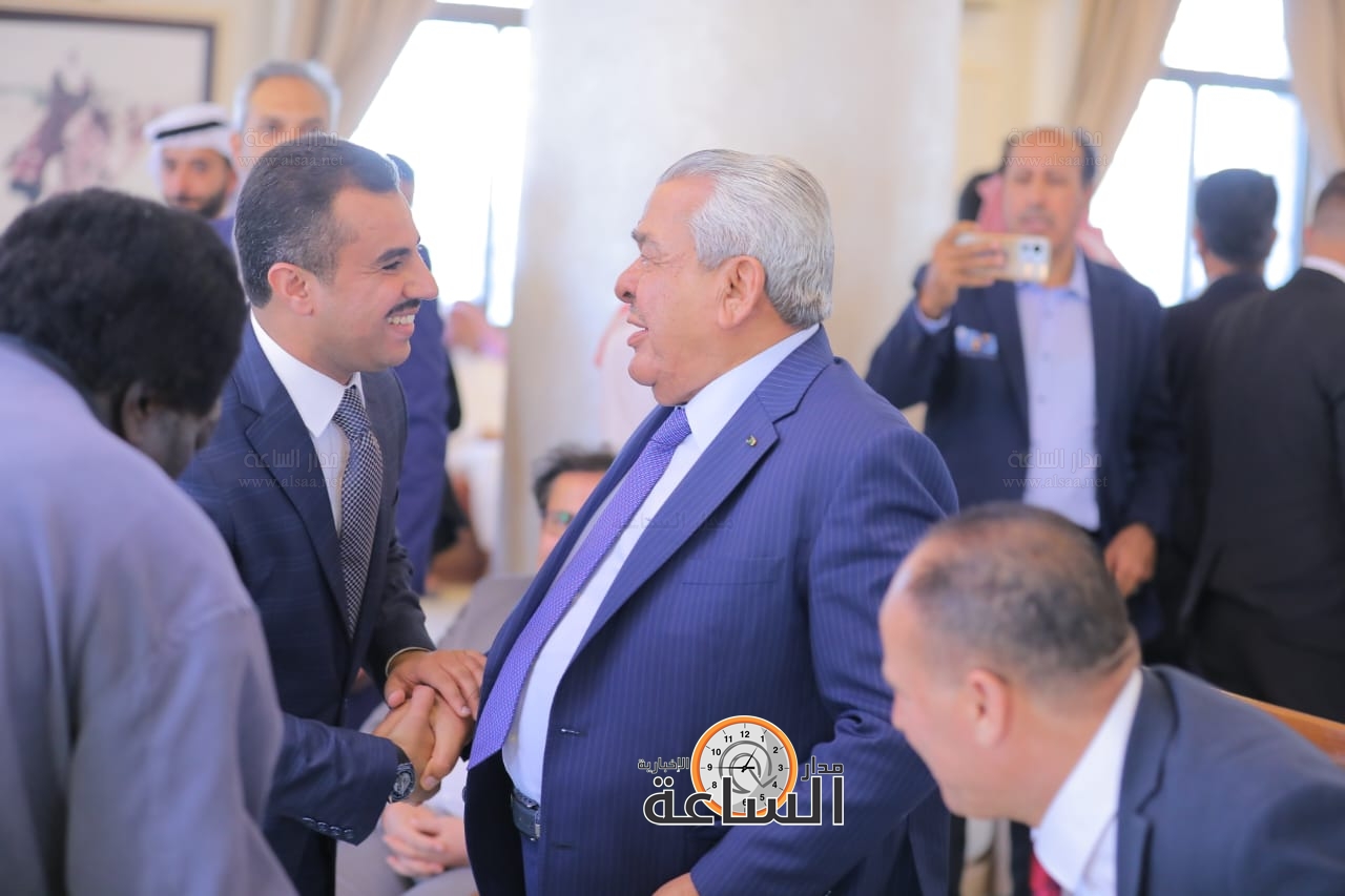 Madar Al-Saa Images 0.8743105314943604