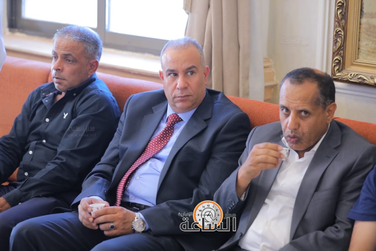 Madar Al-Saa Images 0.6340029494704504