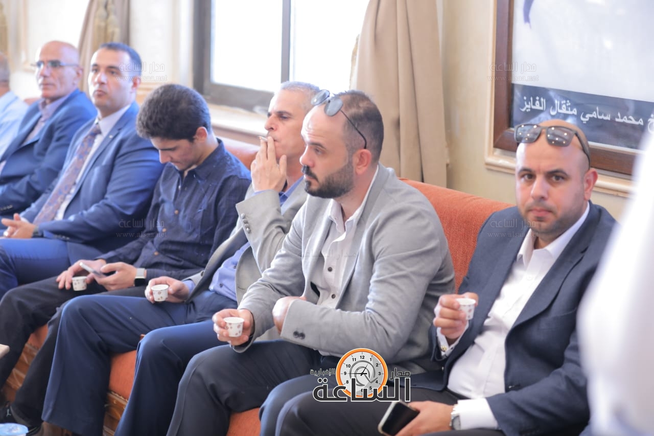 Madar Al-Saa Images 0.9359811483006104