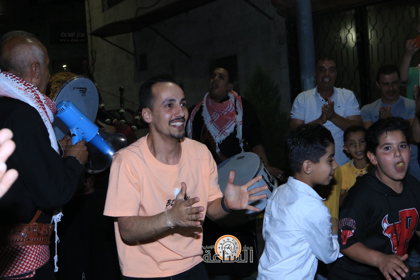 Madar Al-Saa Images 0.9868936068762069