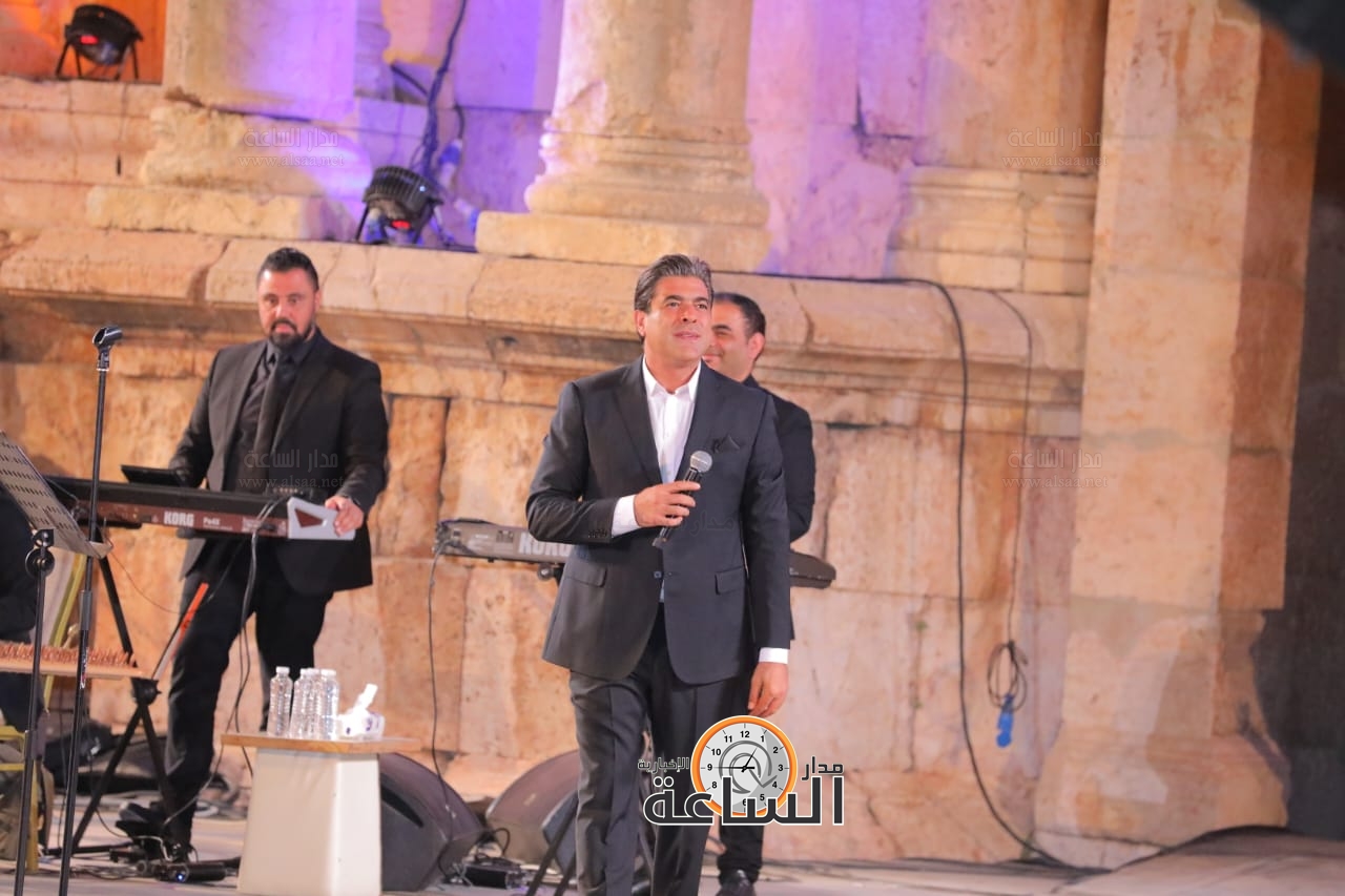 Madar Al-Saa Images 0.8671909717174815