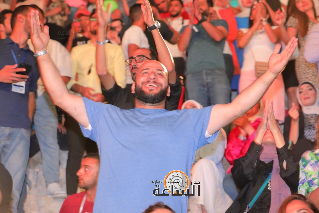 Madar Al-Saa Images 0.03143471436474721