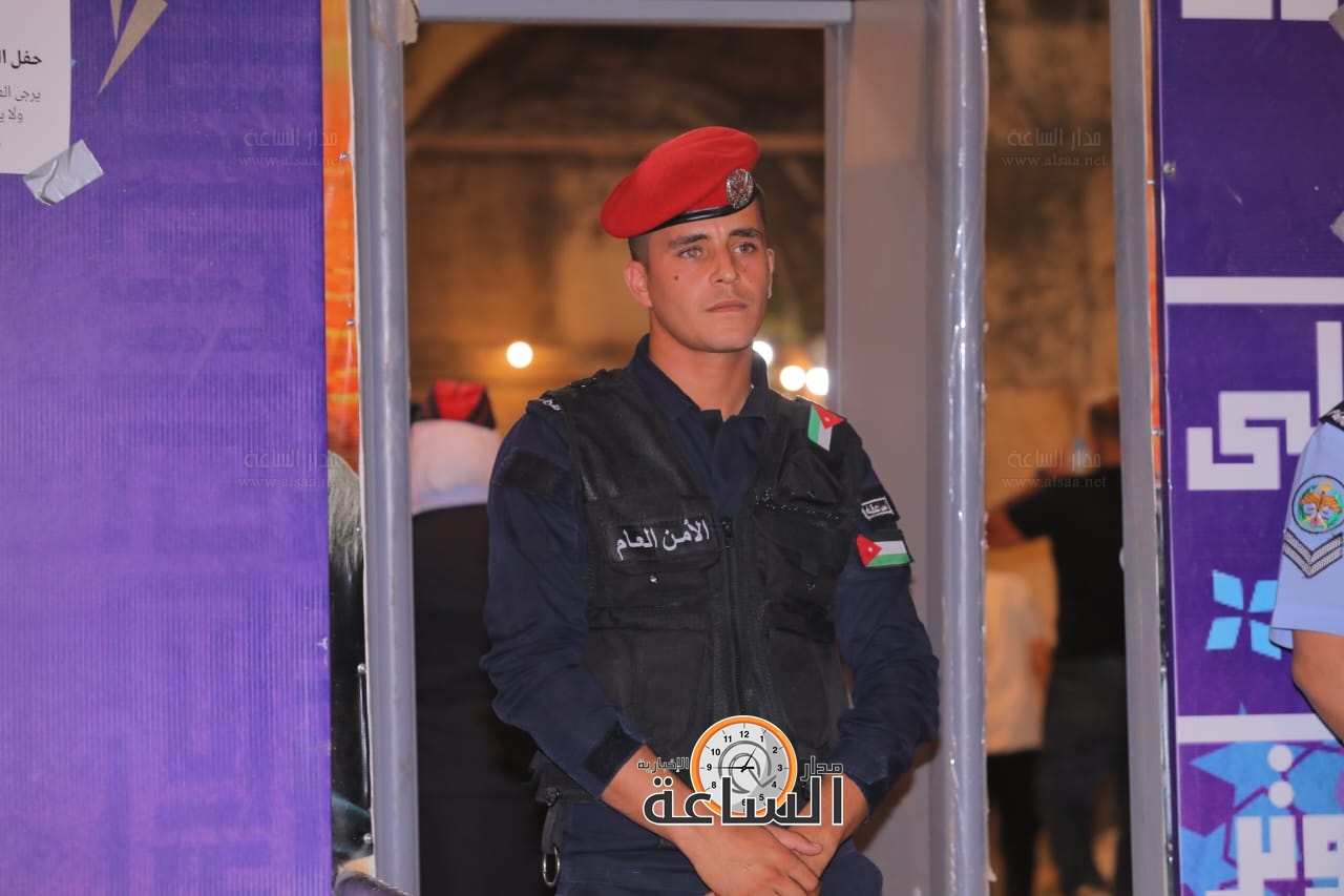 Madar Al-Saa Images 0.12689587023739124