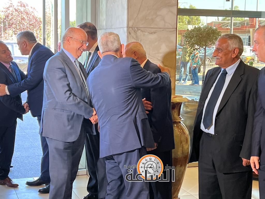 Madar Al-Saa Images 0.5264439135964851