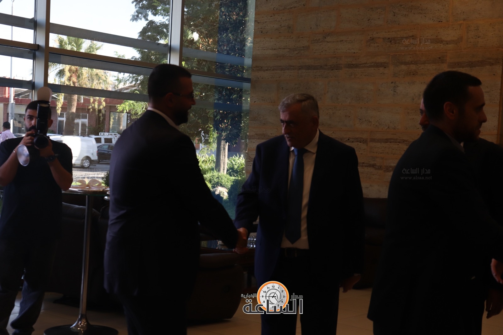 Madar Al-Saa Images 0.8800525397838607