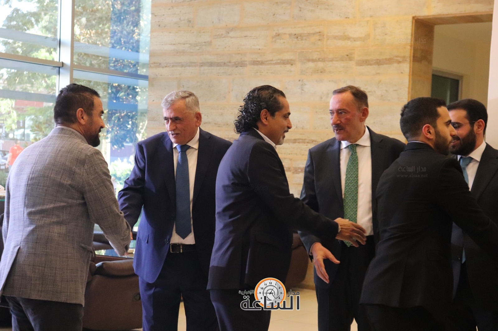 Madar Al-Saa Images 0.6899126415676474