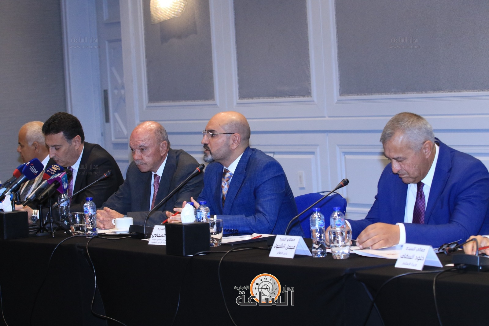 Madar Al-Saa Images 0.3306515646215271