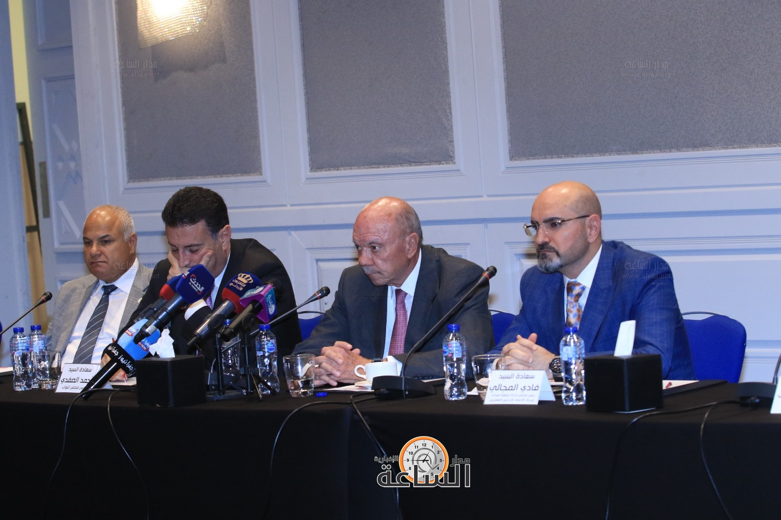 Madar Al-Saa Images 0.9008223141326928