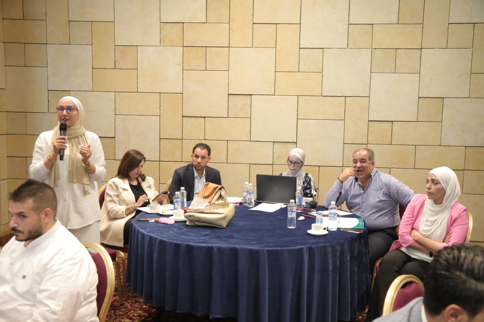 Madar Al-Saa Images 0.3955189099328076