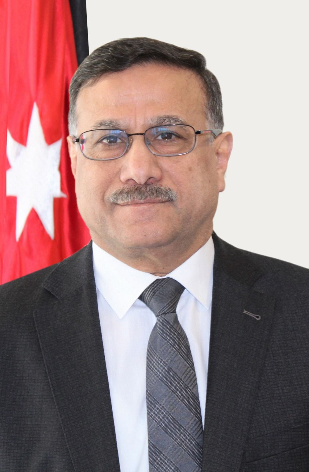 Madar Al-Saa Images 0.22415923081747047