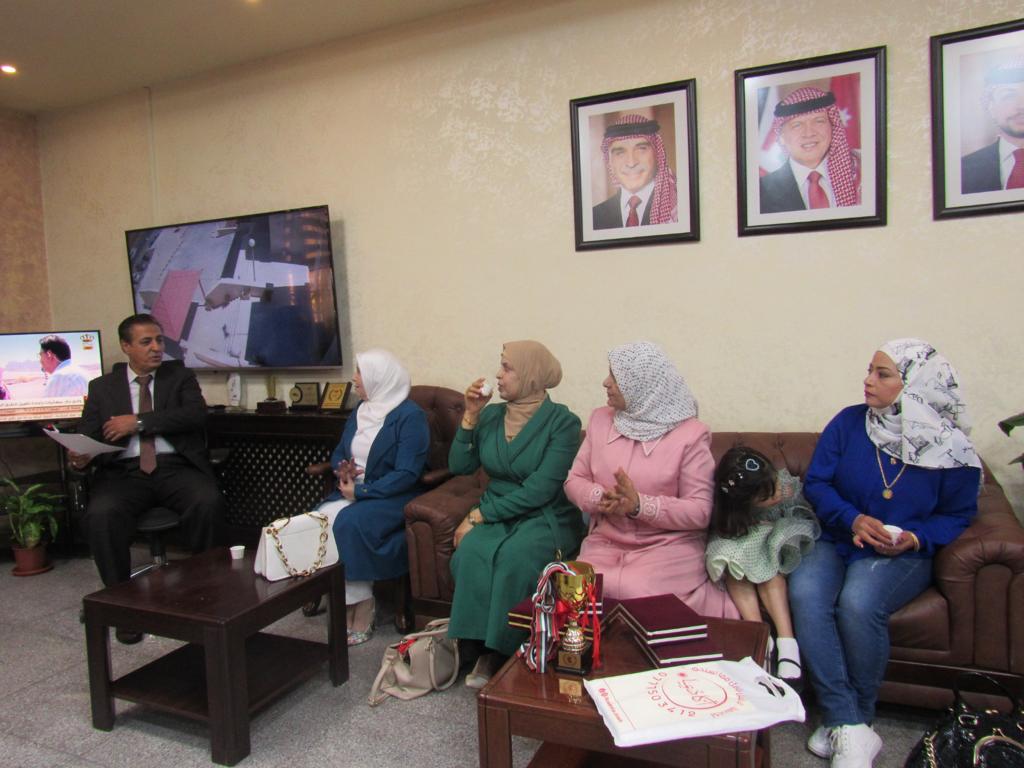 Madar Al-Saa Images 0.279119206167064