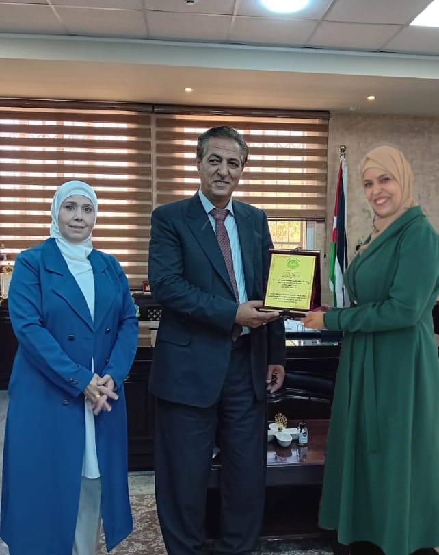 Madar Al-Saa Images 0.06937434944808829