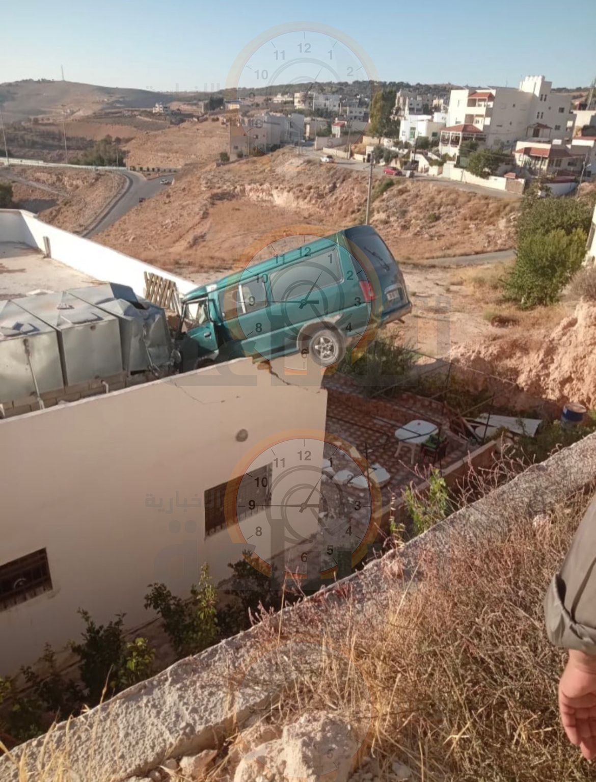 Madar Al-Saa Images 0.4817937785241211