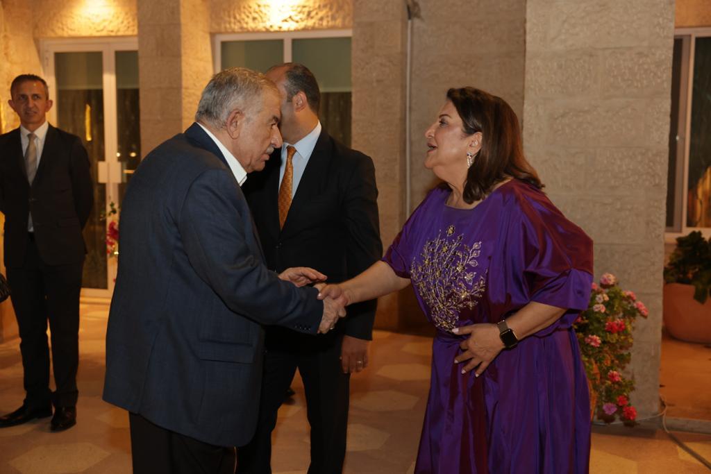 Madar Al-Saa Images 0.6779482635134149