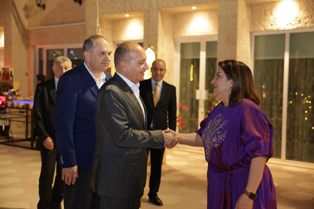 Madar Al-Saa Images 0.6761813820300379