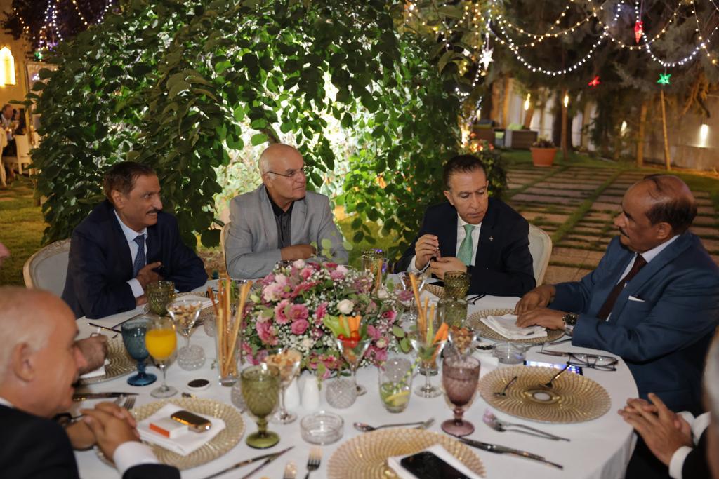 Madar Al-Saa Images 0.8472701188113201