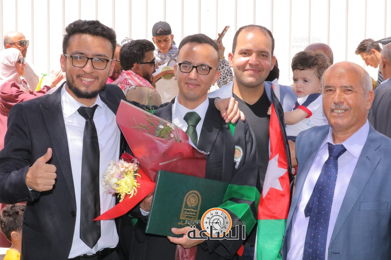 Madar Al-Saa Images 0.9301256954082584