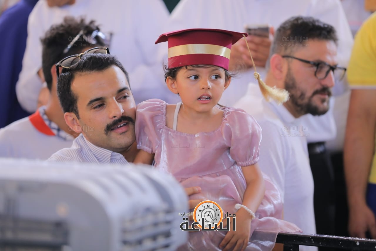 Madar Al-Saa Images 0.6505856673508221