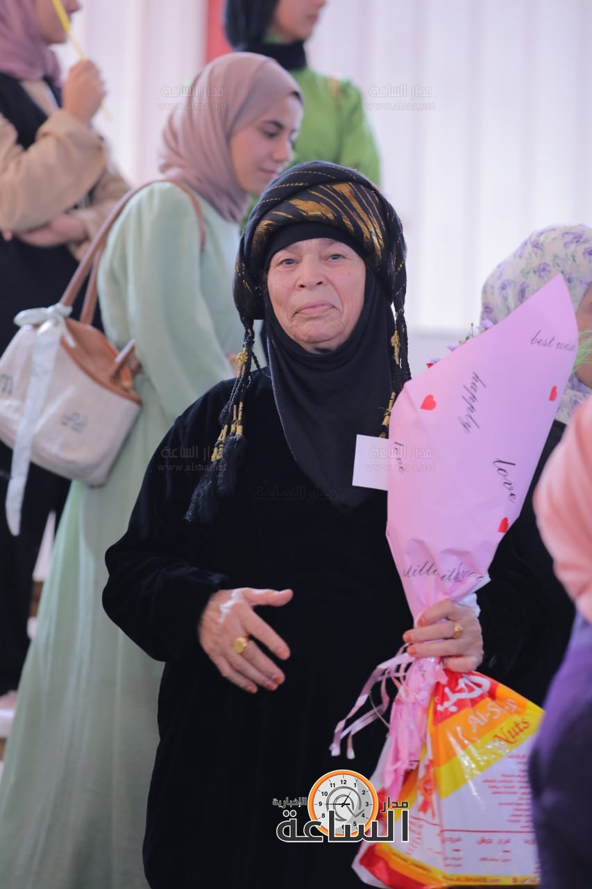 Madar Al-Saa Images 0.21895372866214546