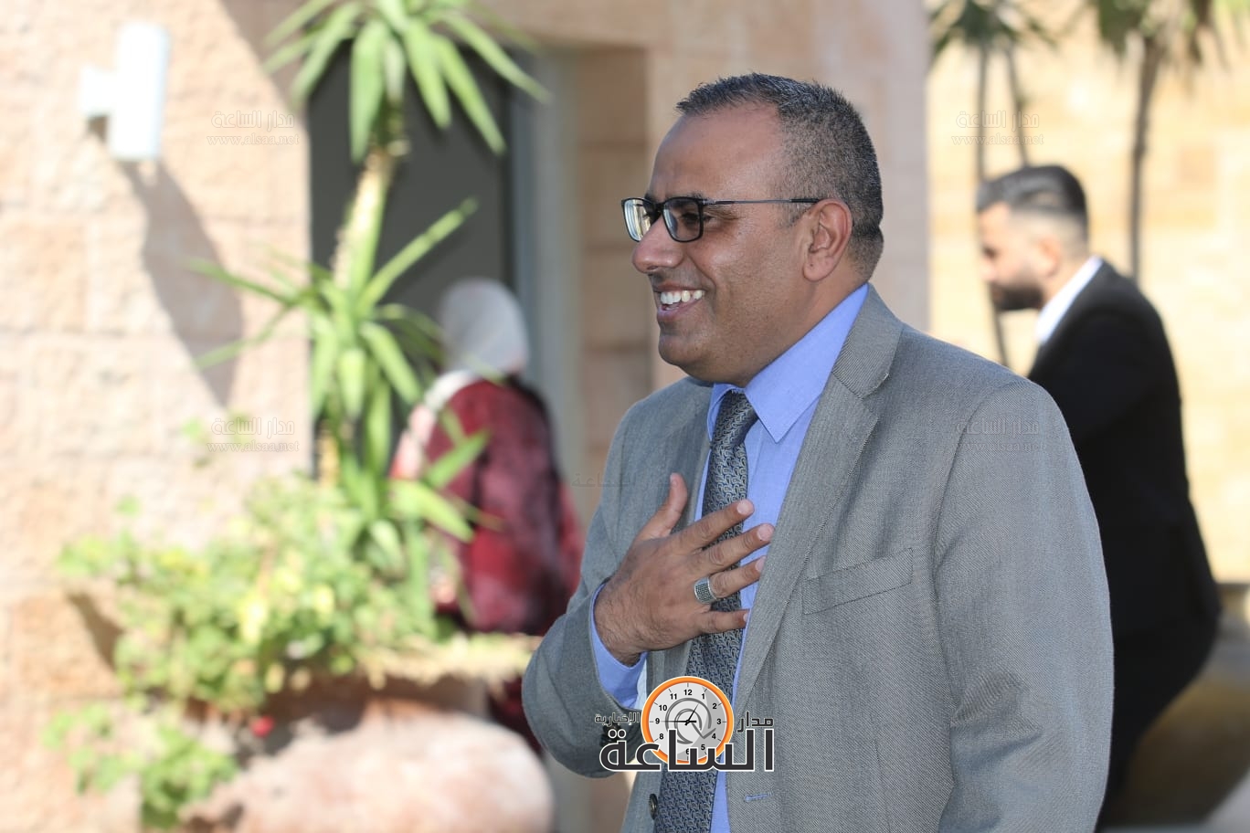 Madar Al-Saa Images 0.14592299770243455