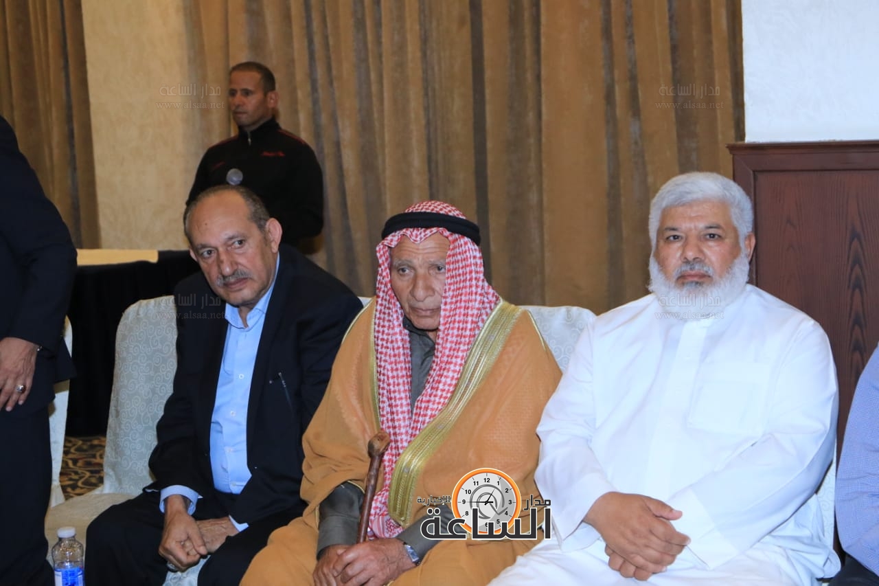 Madar Al-Saa Images 0.32654176571938265