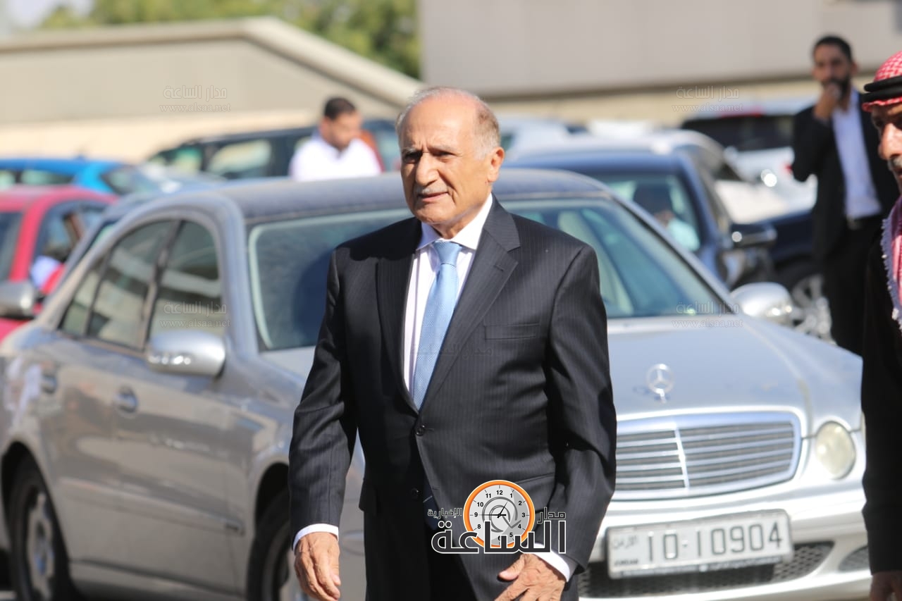 Madar Al-Saa Images 0.6777430232039925