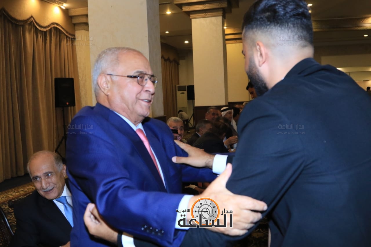 Madar Al-Saa Images 0.7337843425527445