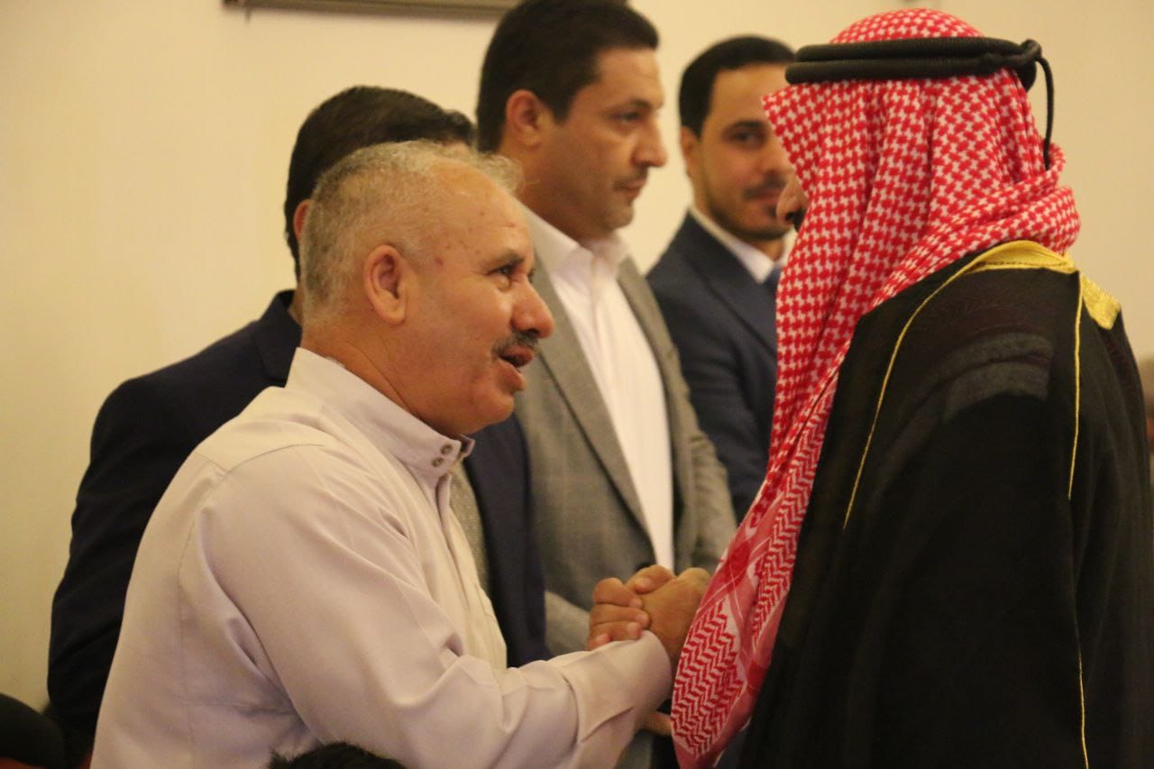 Madar Al-Saa Images 0.9454791739330617