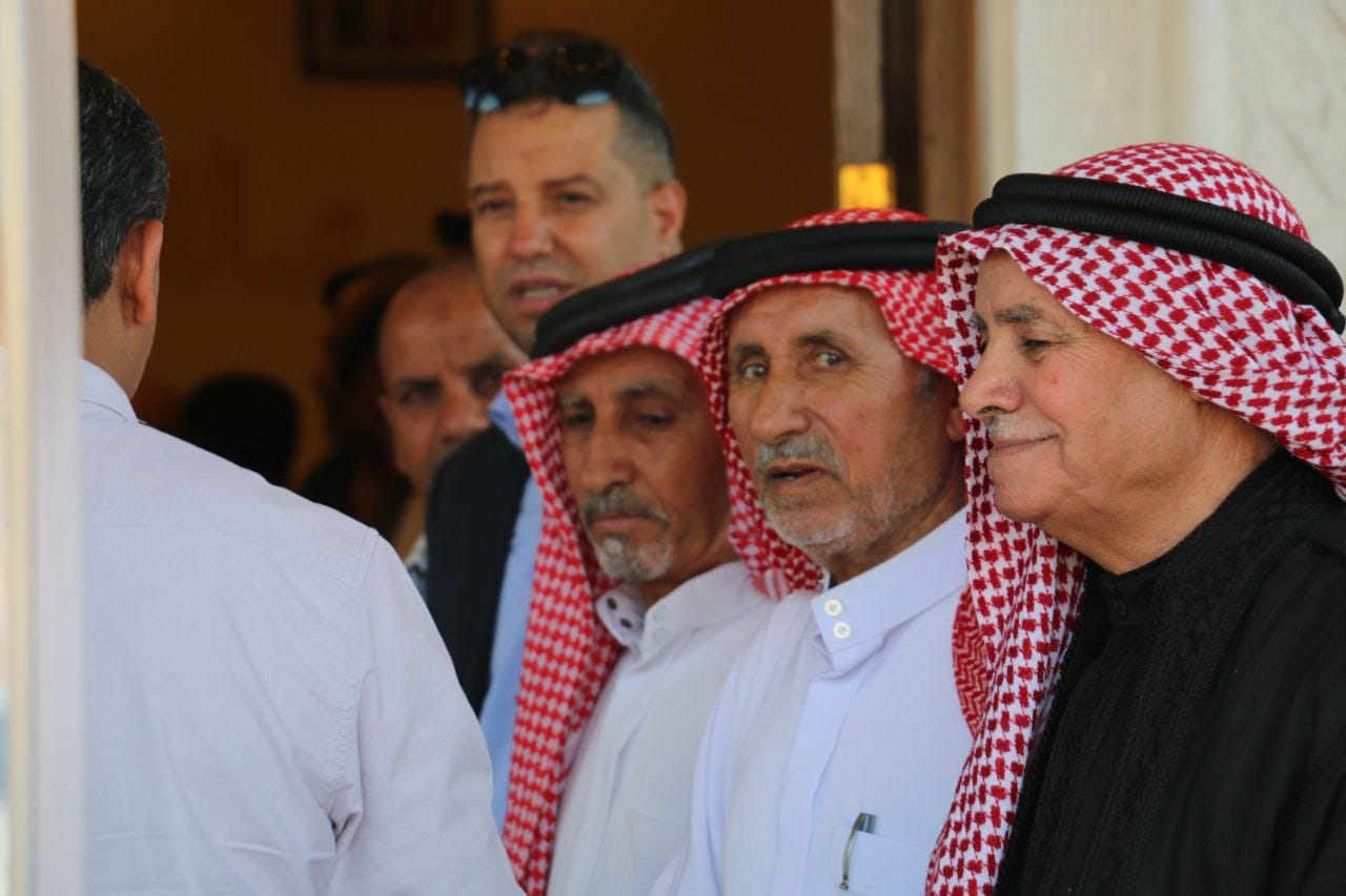 Madar Al-Saa Images 0.5087587244125132