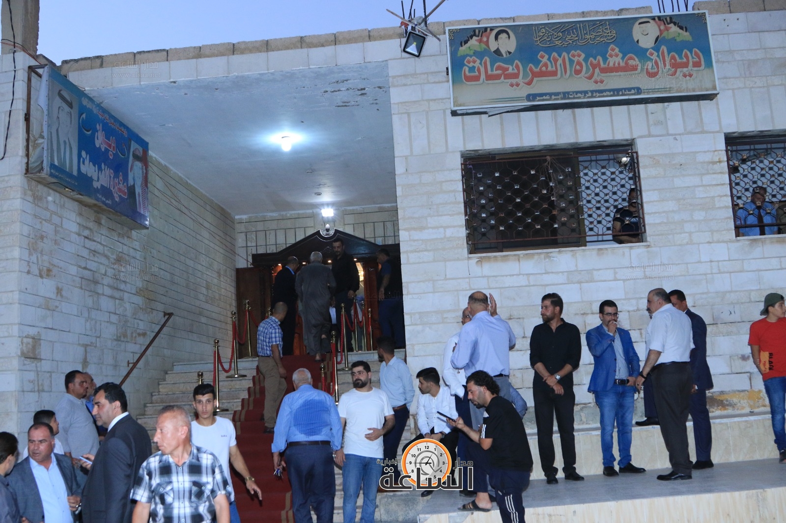 Madar Al-Saa Images 0.8642443380304587