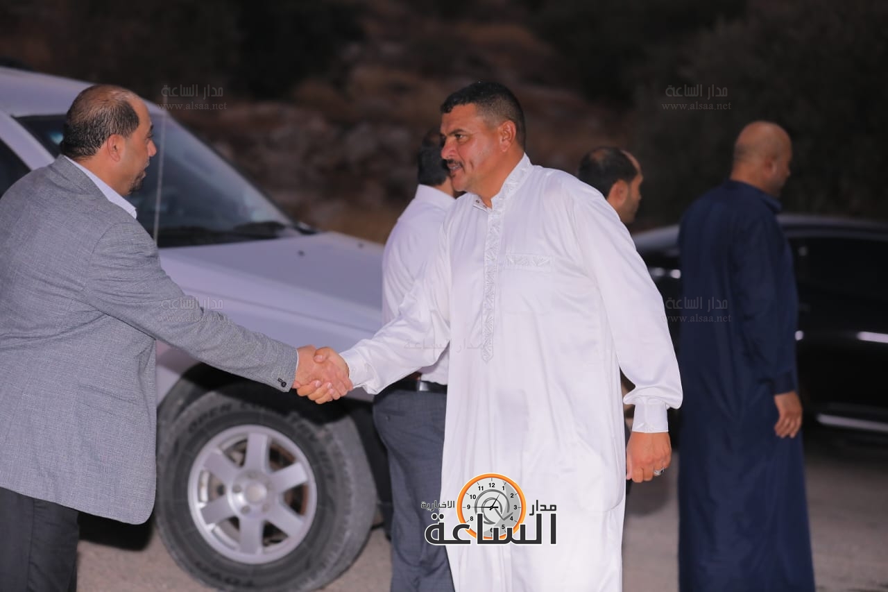 Madar Al-Saa Images 0.8364167749838399