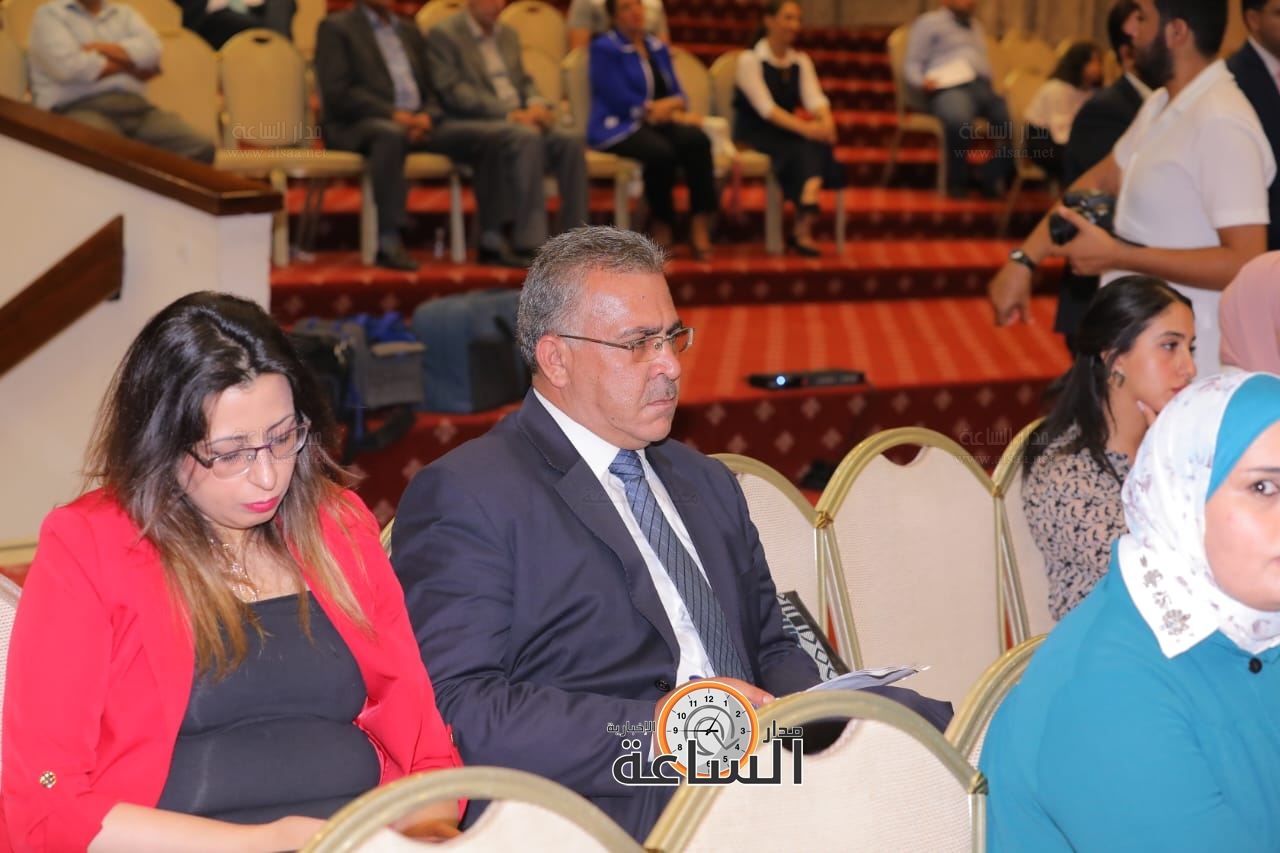 Madar Al-Saa Images 0.6650719206677369