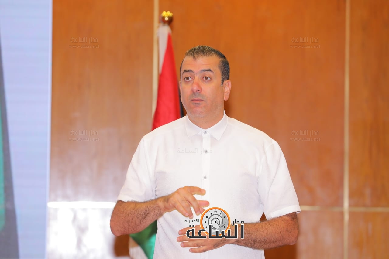 Madar Al-Saa Images 0.25649937094210973